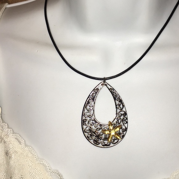 Gold flower on black pendant leather cord NWT - Picture 1 of 2